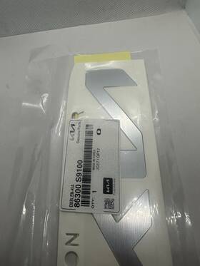 86300-s9100 Hyundai 2020-2024 Kia Telluride Rear Nameplate
