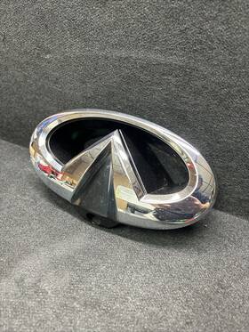 62310-6gw0a Infiniti 2018 2019 2020 Qx80 Front Emblem 62310 6gw0a