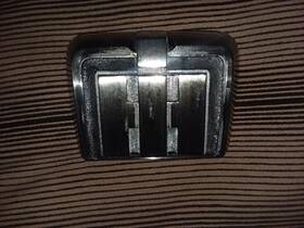 891643-r1 Internaional Harvester Vintage International Truck Loadstar Metro Scout Hood Emblem