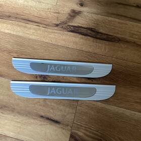 1r83-13244-ab Jaguar Oem 2005-2008 S-type Scuff Plate Kick Panel Emblem Badges
