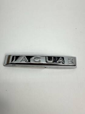 7w93-001b41a Jaguar Lh Drivers Side Emblem Used Tabs Oem