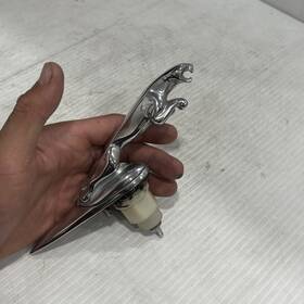 C2c3967 Jaguar 2004 - 2009 Xj8 Hood Ornament Emblem Logo Part #c2c3967