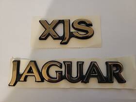 Hhb5982ba Jaguar Xjs Gold Emblems Fits On Rear Trunk Lid Featuring And Emblem