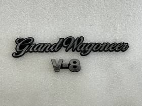 199.am8488 Jeep 1986 1987 1988 1989 1990 1991 Grand Wagoneer V-8 Tailgate Emblem Badges