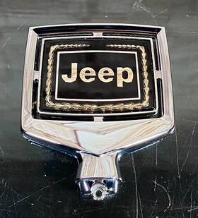8955008363 Jeep Genuine Oem 1986 1991 Grand Wagoneer Hood Ornament Topper
