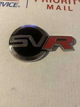 Lr066553 Land Rover Range Sport Oem L494 Special Vehicle Operations Svr Front Bumper Badge