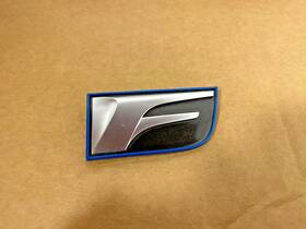 75361-24020 Lexus Oem 2015-2021 Rc F F-sport Front Rh Right Passenger Fender Emblem