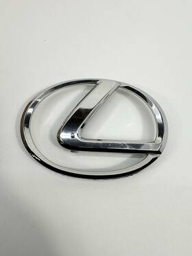 8262 Lexus Toyota Chrome Emblem Badge Used Oem Tabs Read