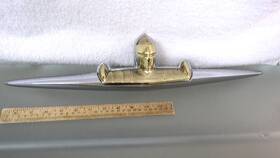 Bt-7343525-b Lincoln / Ford Oem 1955-1956 Premier Capri Knight-head Trunk Handle Ornament Body Part