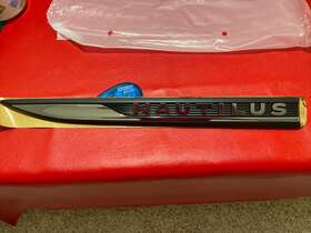 Ka1z-16228-ab Lincoln Oe Ka1z16228ab Nautilus Rt. Front Passenger Side Door Emblem