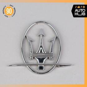 89095300 Maserati 04-19 Granturismo Quattroporte Rear Right C Pillar Logo Emblem Oem
