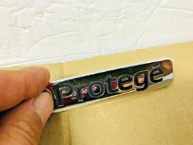 Bd0g51720 Mazda Oem 1995 1996 1997 1998 Protege Rear Trunk Emblem