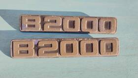 D0iub3951720 Mazda 1985 1993 B2000 Fender Badge Name Emblem Set Pair