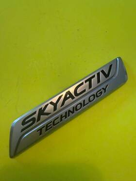 Kds351771 Mazda 13 15 Cx5 Sky Activ Technology Emblem