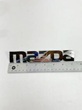 Lc63-51-710 Mazda 2000 2003 2004 2005 2006 Mpv Rear Trunk Emblem Nameplate Oem