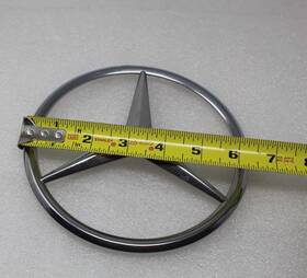 A2158880052 Mercedes 2000-2006 Cl500 Cl600 Cl55 Front Grille Emblem Logo Badge Oem C2