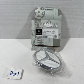 099-810-85-00-9149 Mercedes-benz New 2017 -2023 Glc300 43 Amg Rear Hatch Emblem 09981085009149 Oem