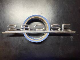 1088170315 Mercedes-benz W108 W111 280se Deck Lid Trunk Emblem Badge