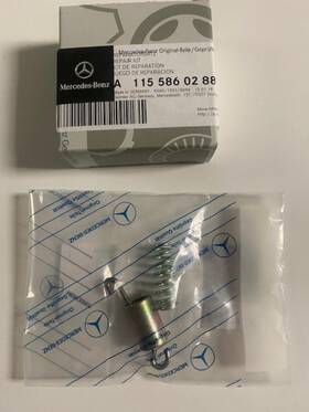 1155860288 Mercedes-benz Genuine New W108 W109 W111 W114 W115 W116 Cabrio Repair Kit