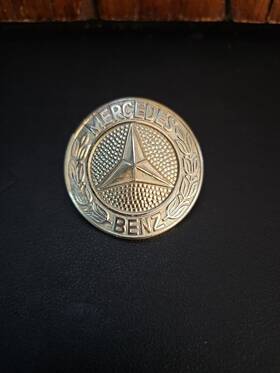 1158800188 Mercedes-benz Genuine Vintage Grille Badge Emblem Late W114 W115 1g
