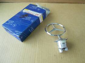 2028800086 Mercedes-benz Star Hood Ornament Assembly Nos Open Box C E S Class
