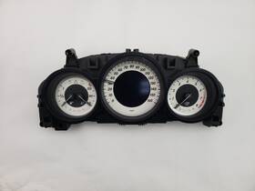 2049004409 Mercedes-benz C300 2014 W204 Speedometer Odometer Instrument Cluster C84