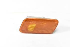 2108200721 Mercedes-benz 1996-2003 E320 W210 Left Hand Amber Turn Signal