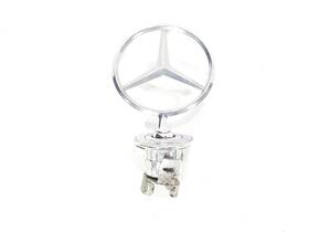920.mb1q02 Mercedes-benz 2002 S55 Oem Hood Emblem Star
