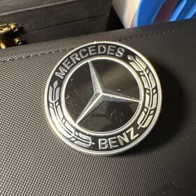 A0008172805 Mercedes-benz Used Oem Hood Emblem Badge Front Gls X167