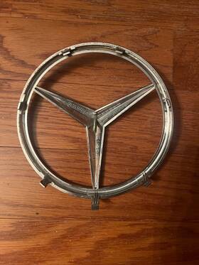 A0008881600 Mercedes-benz -benz Oem Chrome Front Grill Star From A 2005 R230 230 888 00 86