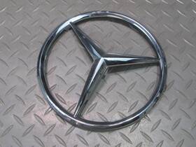 A1718880086 Mercedes-benz 05-11 R171 Slk-class Front Emblem Logo Badge 1718880086 Oem