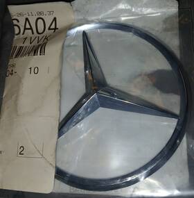 A2207580058 Mercedes-benz New 2000-2006 S 500 Rear Emblem Oem
