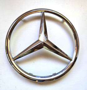 A2308880086 Mercedes-benz 2003 - 2006 Sl500 Sl55 R230 Emblem Logo Badge Grille Front