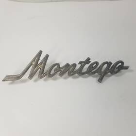 D2gb-19098-ca Mercury 1972 Montego Emblem Badge Nameplate Vintage