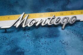 D2ob-16098-a Mercury Nos 1972 Montego Diecast Metal Front Fender Emblem-cast D2ob-16098