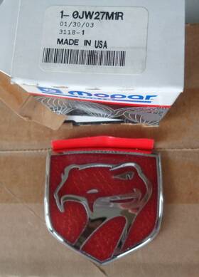 0jw27m1r Mopar 1992 1993 1994 1995 1996 Dodge Viper Front Bumper Emblem -oem Red