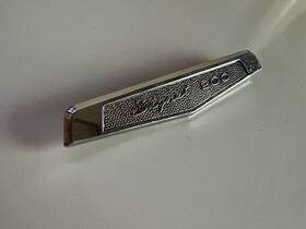 2292525 Mopar Vintage Plymouth Valiant Signet 200 Emblem Oem
