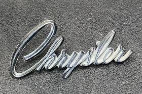 2582-055 Mopar Oem Script Trunk Emblem Aale Chrysler Newport 70s Cursive