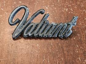 3811435 Mopar 58395a2 1975 1976 Plymouth Valiant Front Fender Emblem Oem