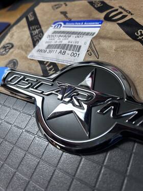 68093911ab Mopar Jeep Wrangler Military Special Ops Oscar Mike Emblem Nameplate Badge New