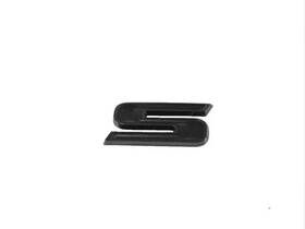 68370540aa Mopar Genuine Lift-gate Nameplate