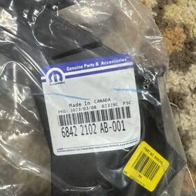 68422102ab001 Mopar Part Number Fascia To Fender Bracket Right Side Oem Genuin
