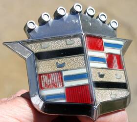 1498506 Motors / Cadillac Oem 1971 Deville Hood Emblem Chrome #1498506 12268 Vitrolux