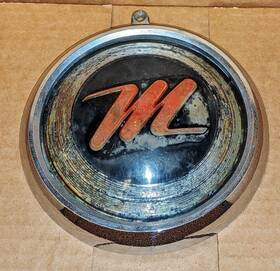 797541 Nash 1956-1963 Metropolitan Grille Emblem With Bezel And Back Plate Medallion