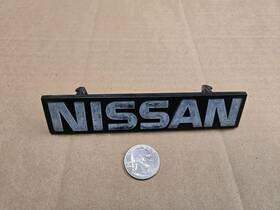 62891-d4000 Nissan Oem Sentra Front Grille Vintage Emblem Badge Logo Nameplate 62891 D4000