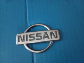 84890-85yoo Nissan Sentra Gxe Se Sr Rear 1992-1994 Chrome Logo Emblem Oem Used