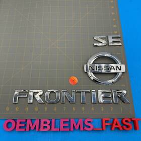 Ea800 Nissan 90891 2005-2015 Frontier Se Oem Factory Chrome Rear Trunk Tail Gate Emblem Set