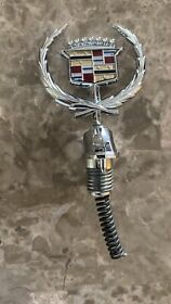 1629149 Nos Cadillac Hood Ornament 1986-1987 Seville Eldorado