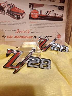 3949681-2 Nos Gm#3949681-2 Eom 1969 Camaro Emblem #3949681-2 X2