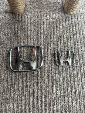 08f20-3bm-100b Oem 2026 Genuine Honda Passport Sliver H Emblems